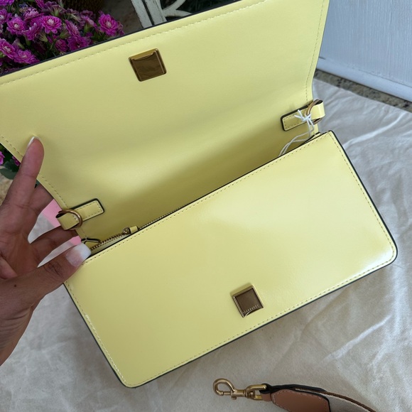 New Tory burch EMERSON PATENT
CONVERTIBLE CROSSBODY VINTAGE LEMON - Picture 8 of 13